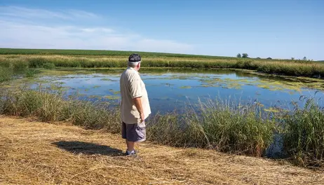 Farmers working together for clean water    