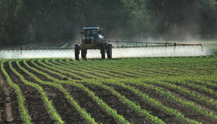 EPA’s pesticide applicator plan impractical, would hurt Iowa