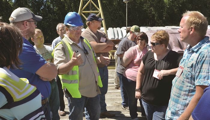 Young farmers get glimpse of Minnesota ag industries