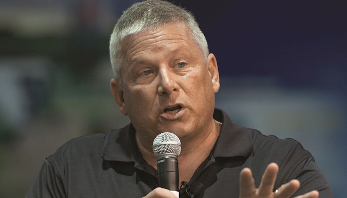 Northey pledges to protect crop insurance, boost conservation