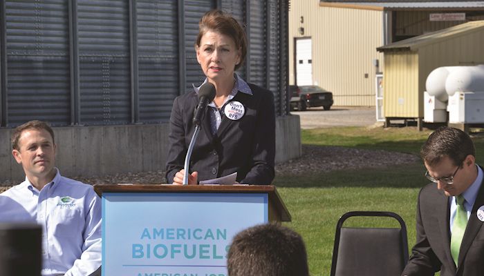 Pressure from Iowa sways reversal of proposed biofuel cuts
