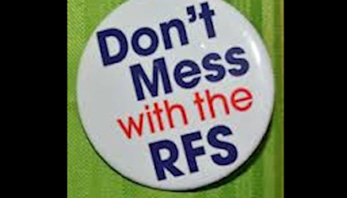 Grassley fights back against attacks on RFS