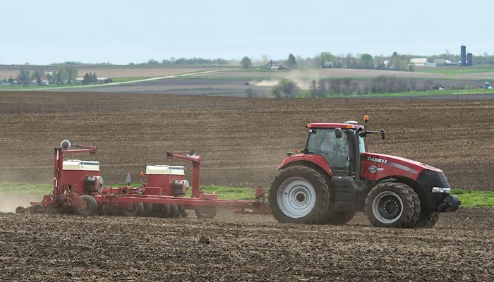 April’s cold and snow shouldn’t worry farmers yet