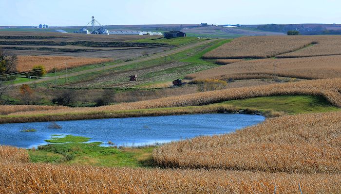 Iowa farmers invest billions in conservation