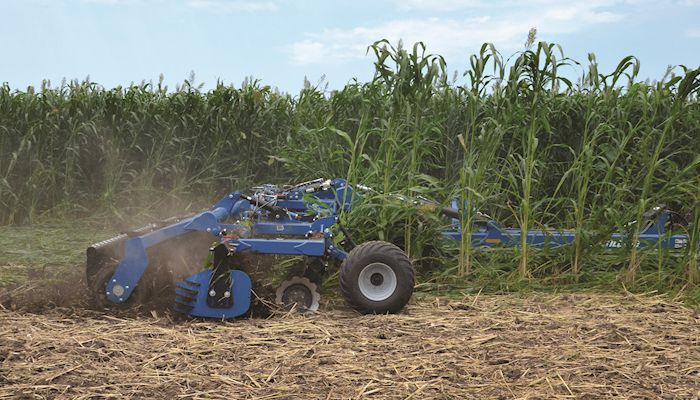 Kinze highlights advances in tillage and planting