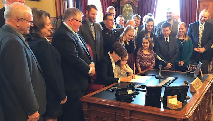Ag protection measure signed into law