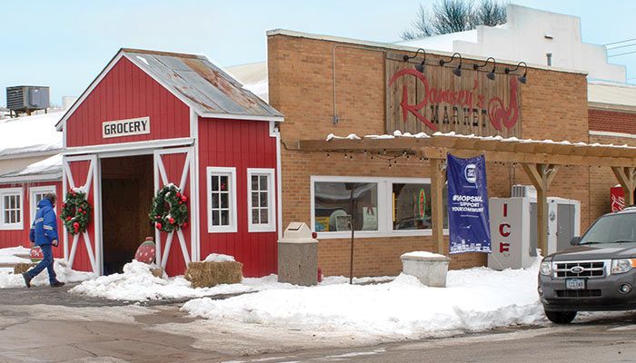 Ramsey's Market recently received the Iowa Farm Bureau 's Renew Rural Iowa Award for rural entrepreneurship.