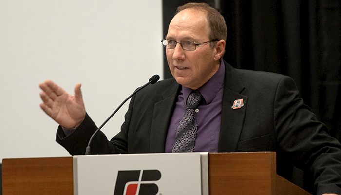 Joe Heinrich re-elected Iowa Farm Bureau vice president 