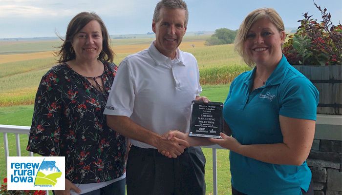  Carroll County full-service marketing firm earns Iowa Farm Bureau's Renew Rural Iowa Entrepreneur Award 