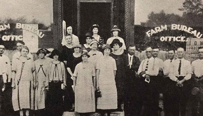 Fayette County Farm Bureau office, 1925