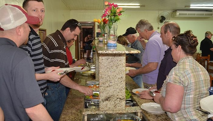 buffet lunch photo