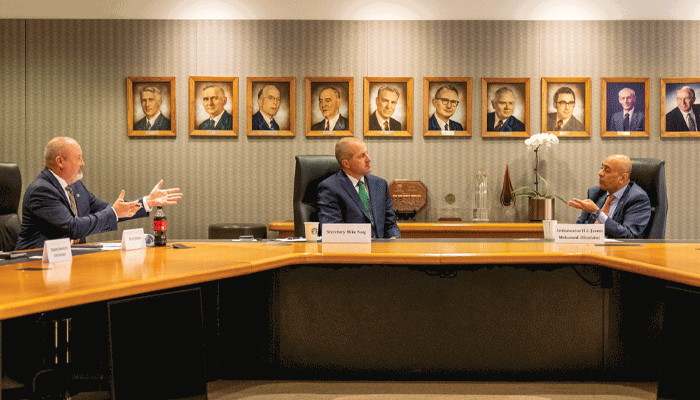 Kuwait ambassador visits IFBF to discuss food security, trade 