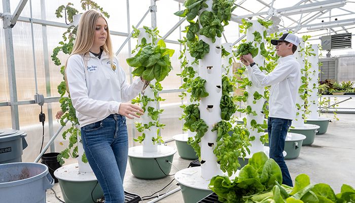 Coon Rapids-Bayard FFA Students Jayna Hoffman and Chance Schultes