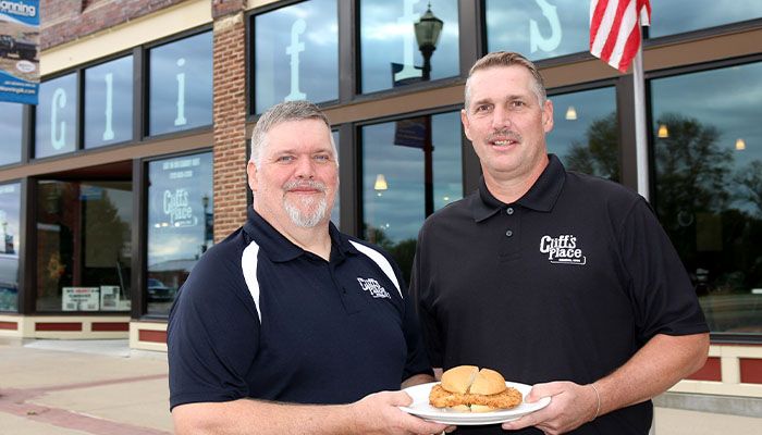 Cliff’s Place in Manning wins 2023 Iowa’s Best Breaded Pork Tenderloin 