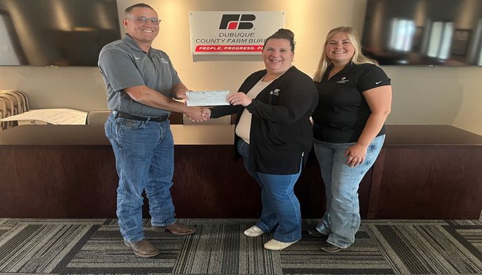 Farm Credit Services of America donates to Dubuque County’s AITC program