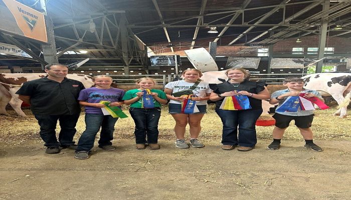 Allamakee County 4-H Dairy Judging Teams Compete
