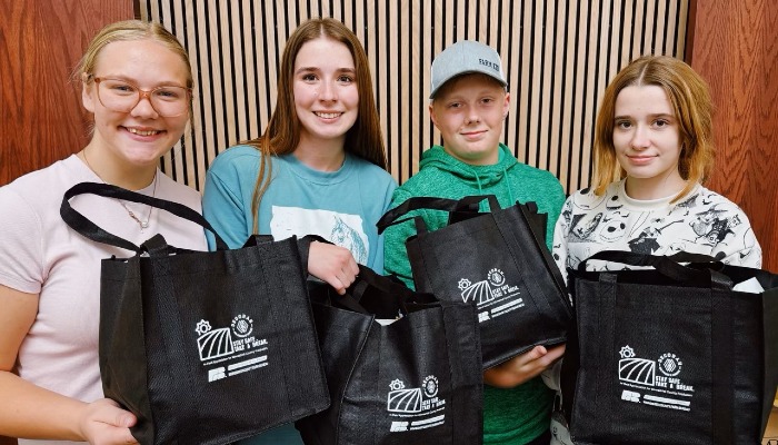 Winneshiek County Farm Bureau donate bags