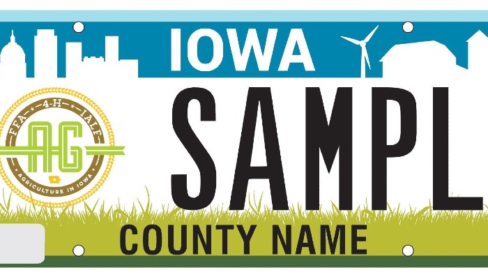 Iowa Agriculture specialty license plates available