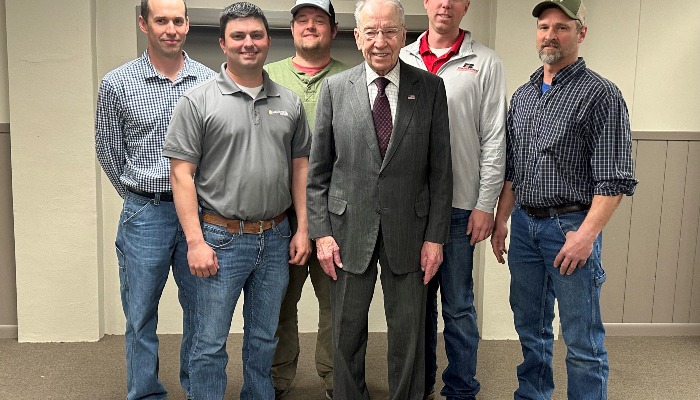 Sen. Charles Grassley visits Jones County Farm Bureau