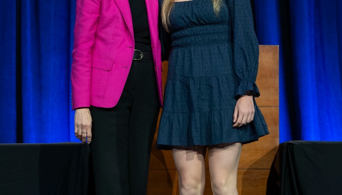 Warren County students recognized by Gov. Reynolds for academic excellence