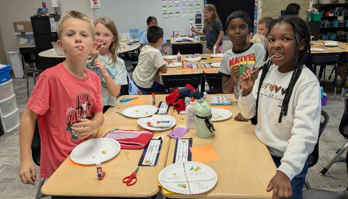 Monarch butterfly lesson goes into classroom