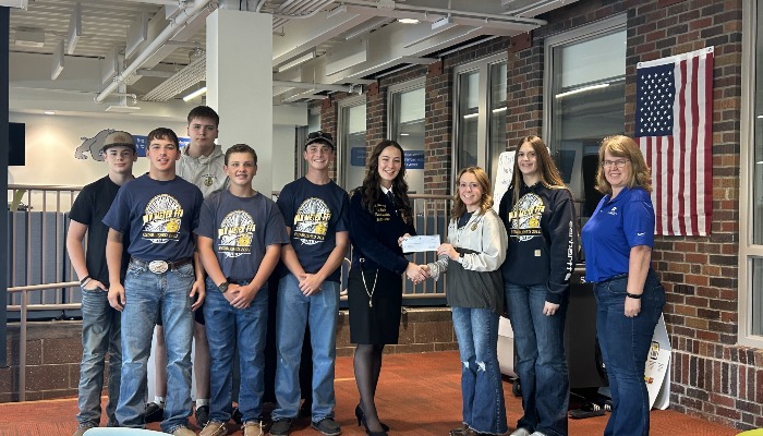 Iowa Farm Bureau Federation donates to New Dallas County FFA Chapter 