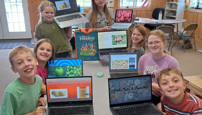 Students learn about specialty crops 