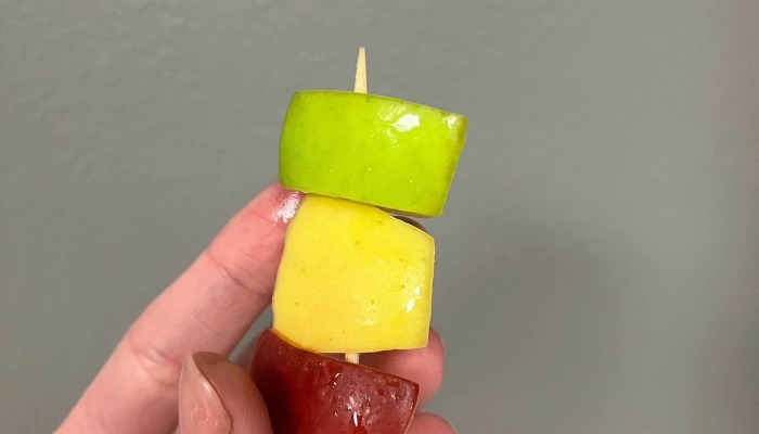 Students explore agriculture through apple lessons
