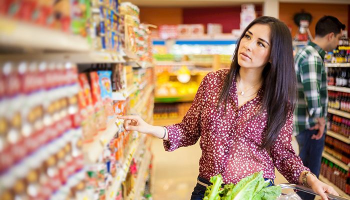 Smart grocery shopping tips to save money and support Iowa farmers