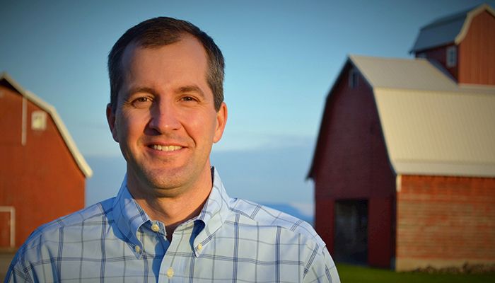 Secretary Naig, Gov. Reynolds Encourage Farmers to Plant Fall Cover Crops to Save Money on Crop Insurance 