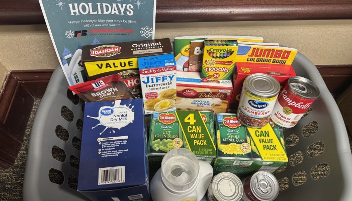 Linn County Farm Bureau donates holiday baskets