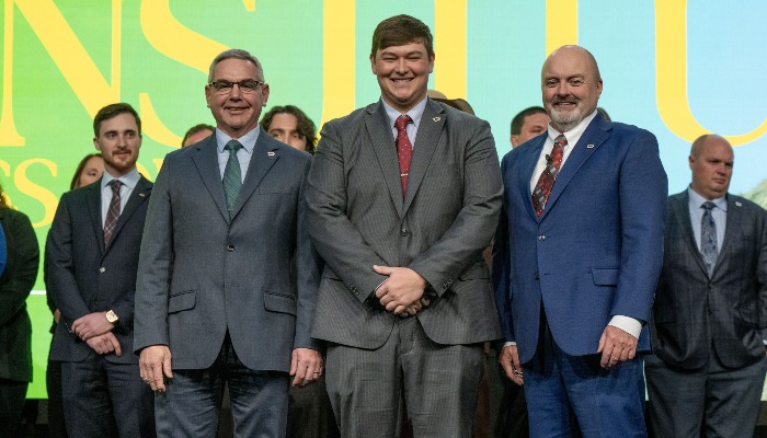   Poweshiek County Farm Bureau honored for excellence