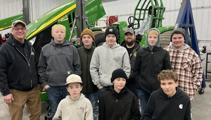  Nevada Middle School Discovery Ag visits diesel shop