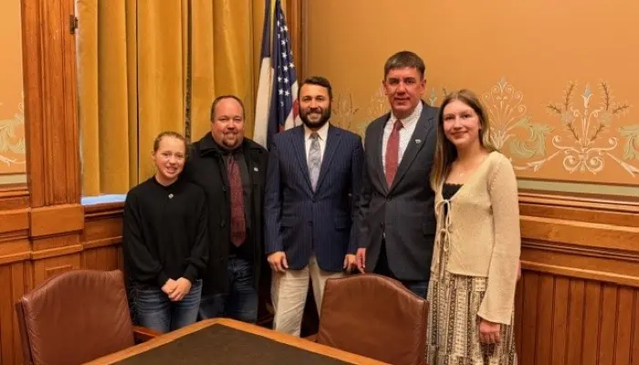 Dads & daughters take to the Capitol
