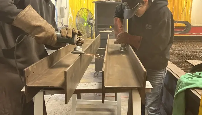 Nevada Ag Mechanics & FFA build gantry hoist