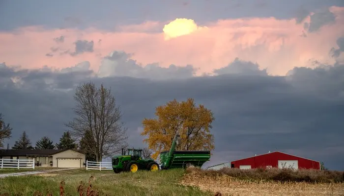 Consumers trust farmers, not ‘vibe reporting’ 