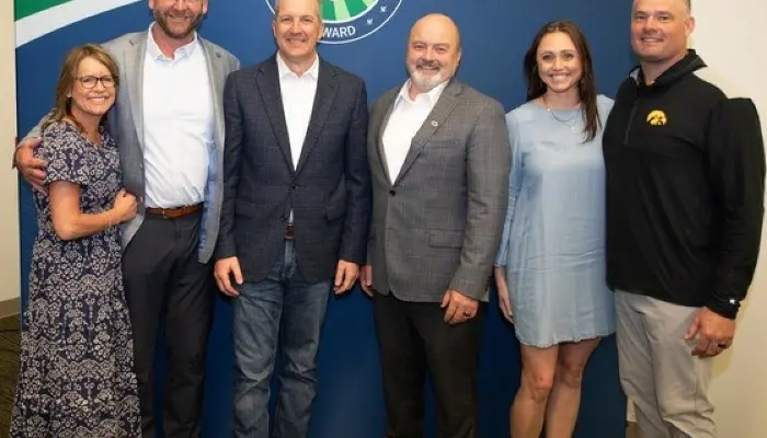 Secretary Naig Presents 2026 Ag Leader awards for Outstanding Contributions to Iowa Agriculture