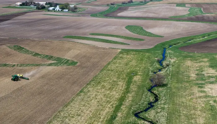 Pork stocks hit 20-year low ahead of summer supply crunch 