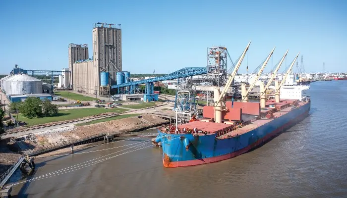 Low water levels raise shipping concerns for U.S. agriculture 