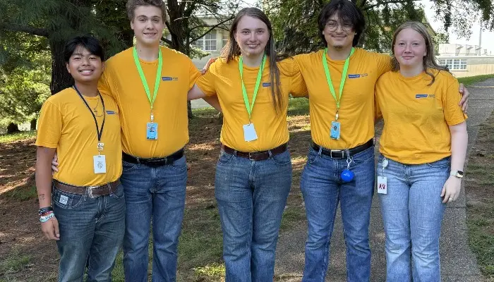 Nevada FFA volunteers at State Fair