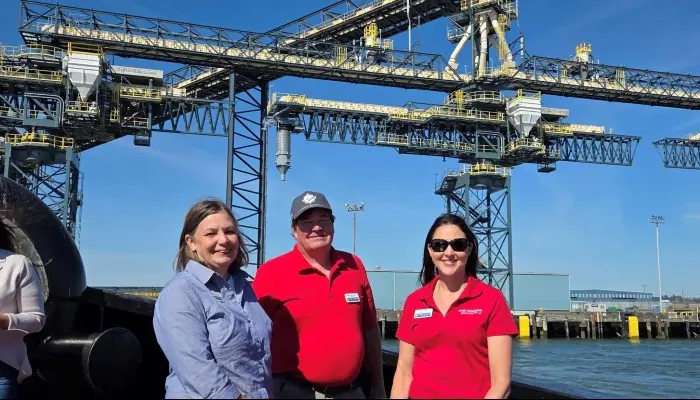 Iowa soybean directors attend Port of Grays Harbor