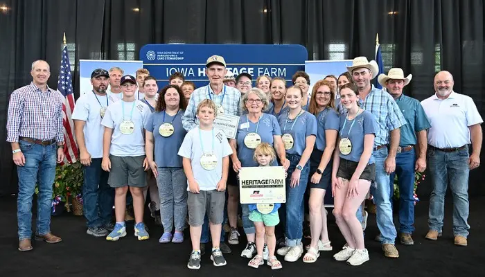  Fisher’s receives Heritage Farm and Iowa Farm Environmental Leader Awards