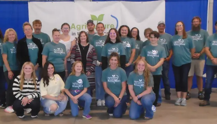  River Bend AITC Committee Chair thanks volunteers 