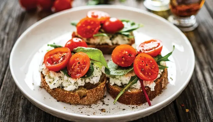 Can a snack replace a meal?