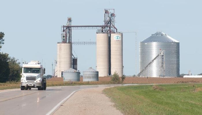 Branstad signs 2016 Harvest Weight proclamation