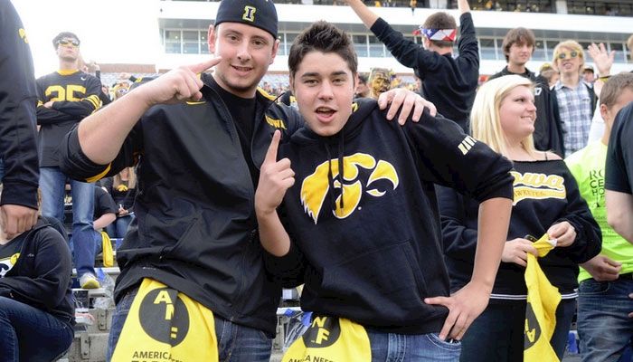 Iowa Hawkeye fans