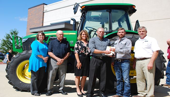 Iowa Conservation Farmer of the Year Gets His Keys 