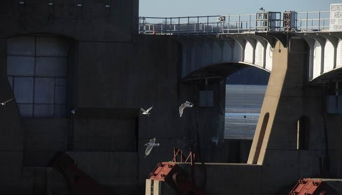 Corps of Engineers still waiting on money to repair lock-and-dam system