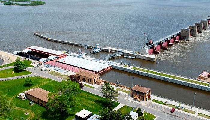 Soybean farmers pledge support to Mississippi River dredging