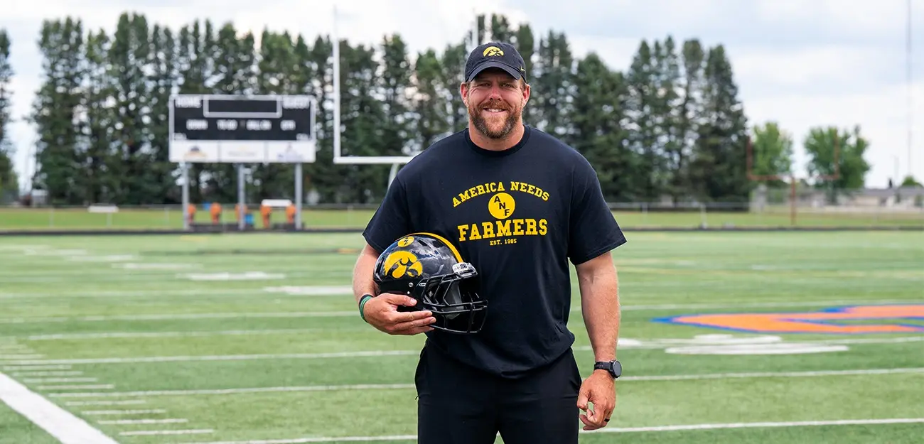 Former Hawkeye and NFL Standout Brandon Scherff Earns Place on ANF Wall of Honor